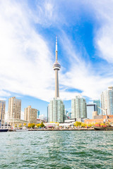 Obraz premium Toronto skyline at sunset in Ontario, Canada