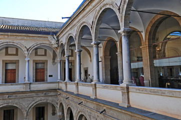 Fototapeta na wymiar Palermo, interno di Palazzo dei Normanni
