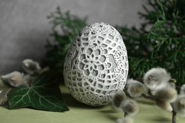 Easter decoration with eggs 