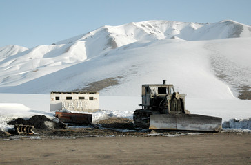 Toilet on the mountain pass in Kyrgyzstan 25.03.2006
