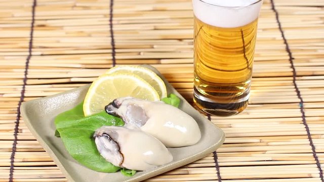 生牡蠣とビール