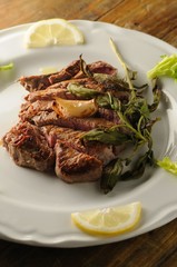 イタリア料理 Tボーン・ステーキ ビステッカ