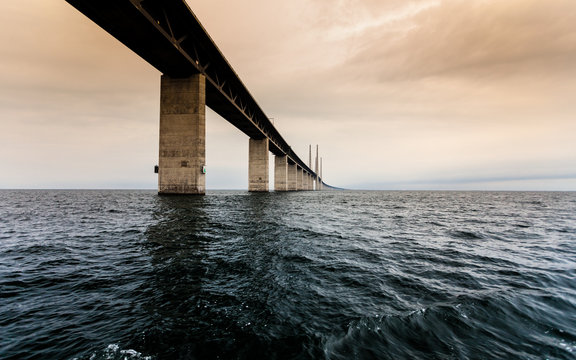 Fototapeta the oresund bridge between denmark and sweden
