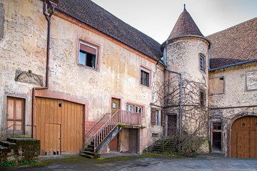 Fototapeta na wymiar vue arrière du château de Lorentzen en Alsace Bossue