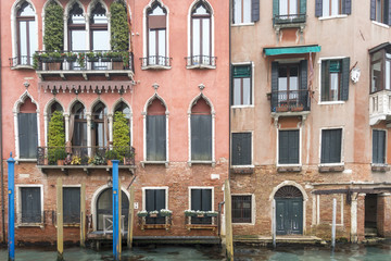 Fototapeta na wymiar Fassaden in Venedig, Italien