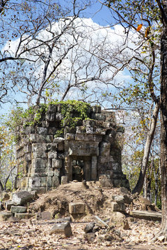 Prasat Leung ruin, Koh Ker temple complex, Cambodia..