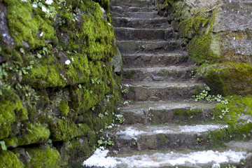 Escaleras de piedra