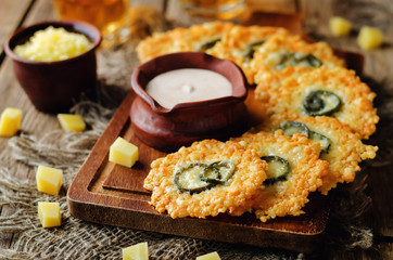 Jalapeno Cheese Crisps with Greek Yogurt Pepper Sauce