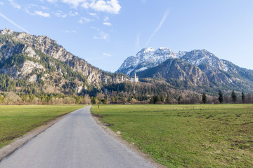 Fototapeta na wymiar Road to Neuschwanstein Castle