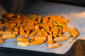 cooking cut sweet potato in the oven