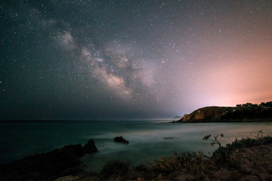 Milky way in the sky of Sardinia © zakaz86