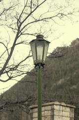 Fototapeta na wymiar the old lamppost