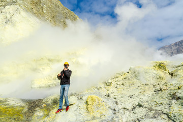 Fototapeta na wymiar Active Volcano at White Island New Zealand. Volcanic Sulfur Crater Lake
