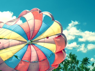Fototapeta premium parachute on the beach