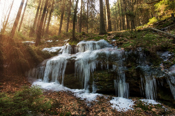 Eis auf die Felsen in der Sächsischen Schweiz