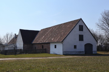 Fototapeta na wymiar Altes Bauernhaus