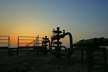 Oil pipes and valves