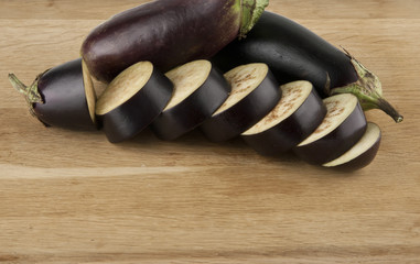 eggplant on a cutting board © hammann1982