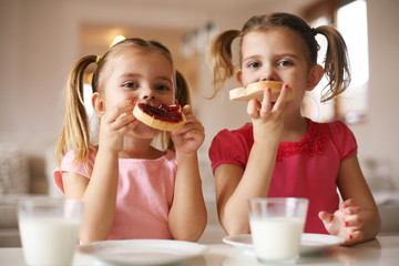 Girls eating breakfast.