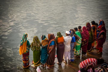 Fotobehang Abluzione sul Gange © Alfi