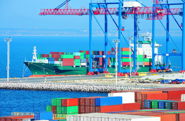 Port cargo crane, ship and container