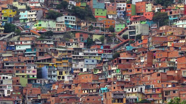 VIEW OF COMUNA 13, MEDELLIN, COLOMBIA - COLORFUL HOUSES