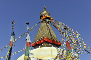 Stupa Bodnath oder Boudhanath oder Boudha, UNESCO-Weltkulturerbe, aufgemalte Augen, bunte Gebetsfahnen, tibetischer Buddhismus, Kathmandu, Nepal, Asien