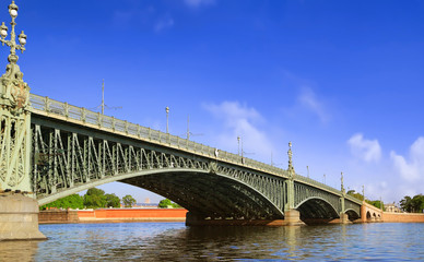 Naklejka na ściany i meble Troitsky Bridge in St Petersburg, Russia