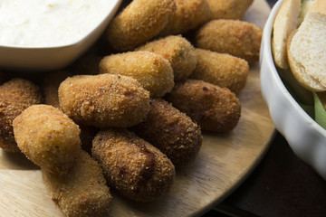 golden potatoes croquettes
