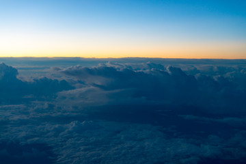 Fototapeta premium 夜明けの空