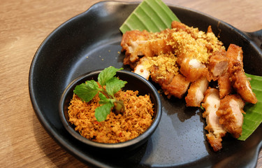 crispy pork on black pan,northern style