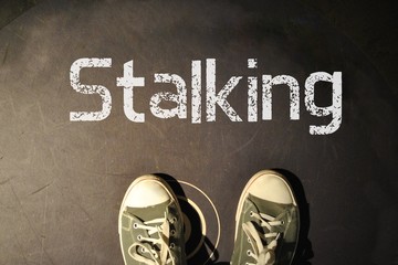 Stalking - obrazy, fototapety, plakaty