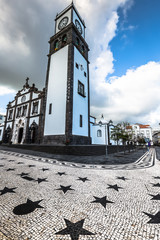 Obraz premium Tower of St. Sebastian church (Igreja Matriz de Sao Sebastiao) in Ponta Delgada, San Miguel, the Autonomous Region of the Azores, Portugal.