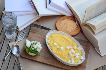 palenta, food, polenta, cuisine, vegetable, traditional, corn, cooking, wooden, nutrition, cereal, legume, flake, rye, blackboard, crusty, tofu, basmati, pulse, kidney-bean, bean, ingredient, haricot,