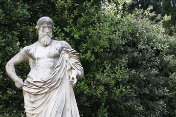Obraz premium Ancient man sculpture in the Boboli gardens in Florence, Italy