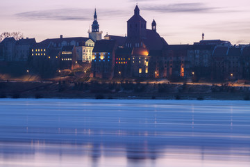 Fototapeta premium Old town of Grudziadz and frozen Vistula River