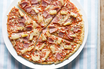 Hawaiian pizza 