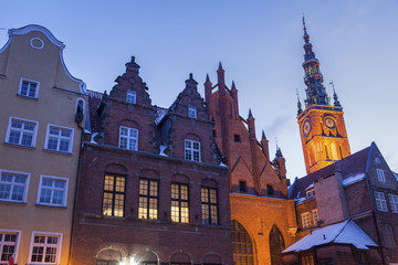Fototapeta na wymiar Arthur Court and Main Town Hall in Gdansk