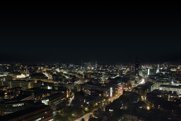 Fototapeta na wymiar Hamburg bei Nacht