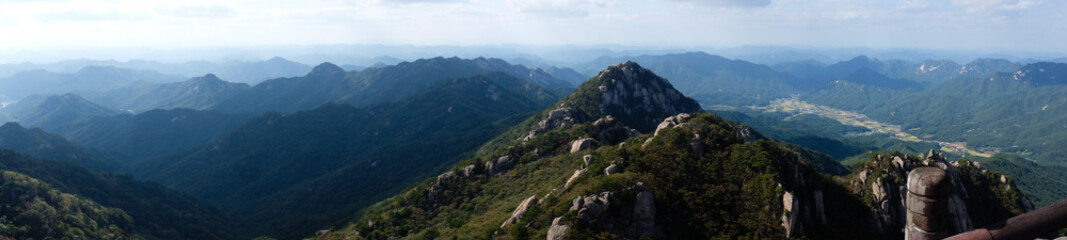 Fototapeta na wymiar Panoramic view of Songnisan national park in Korea