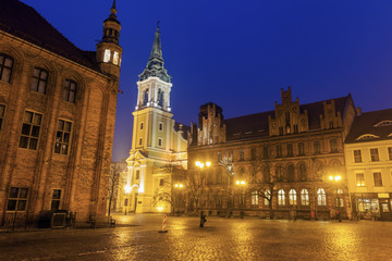 Fototapeta premium Holy Spirit Church in Torun at night