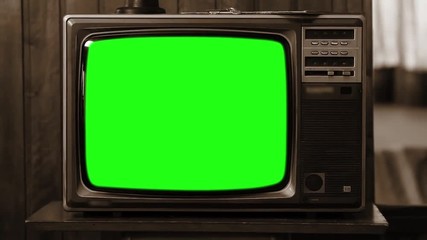 Old 80s Television Green Screen. Sepia Tone. Zoom Out Fast. 