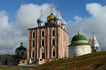 Fototapeta na wymiar View of the Assumption Cathedral and the Corner Tower of the Spassky Monastery in the Ryazan Kremlin.