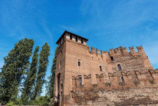 Castelvecchio - Medieval Old Castle - Verona Italy