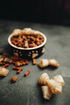 Dry pet food in bowl