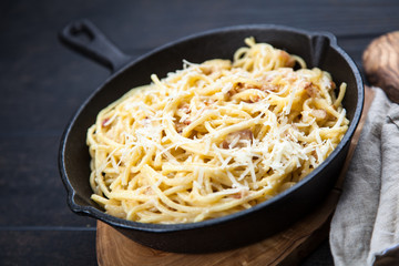 Spaghetti carbonara with egg and pancetta
