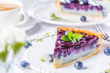 Sommerliche Kuchen mit frischen Beeren 