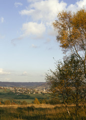 Obraz premium England, Cotswolds, Gloucestershire, Painswick, autumn view from Edge Common