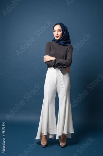 Muslim Girls Formal Dress Style