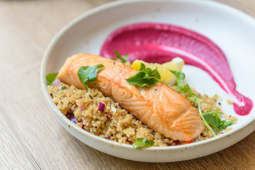 salmon quinoa,healthy dish